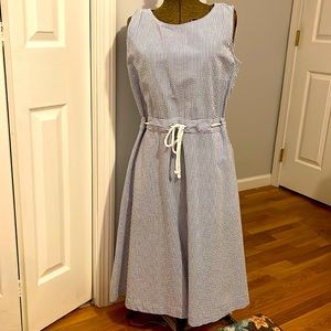 Talbots Seersucker Dress Size 12. Great condition!